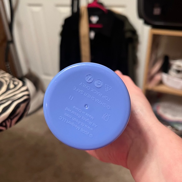 Fit & Fresh Cup. NWT - Picture 3 of 4